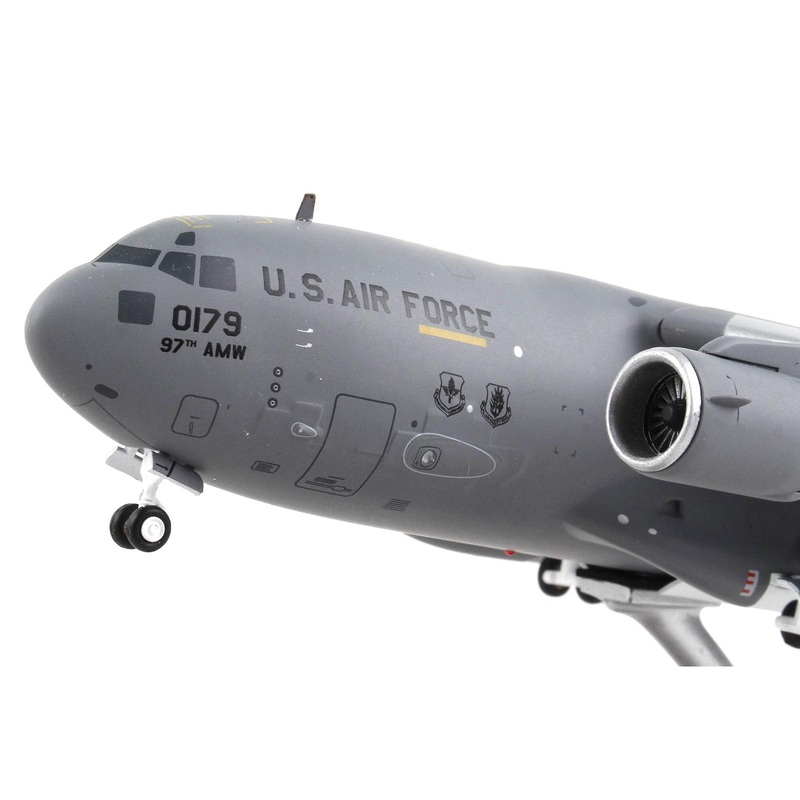 Boeing C-17 Globemaster III Transport Aircraft “Altus Air Force Base” United States Air Force “Gemini 200” Series 1/200 Diecast Model Airplane by GeminiJets