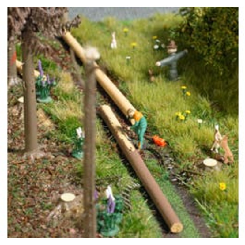 Busch 79881 HO Action Set: Tree Peeling