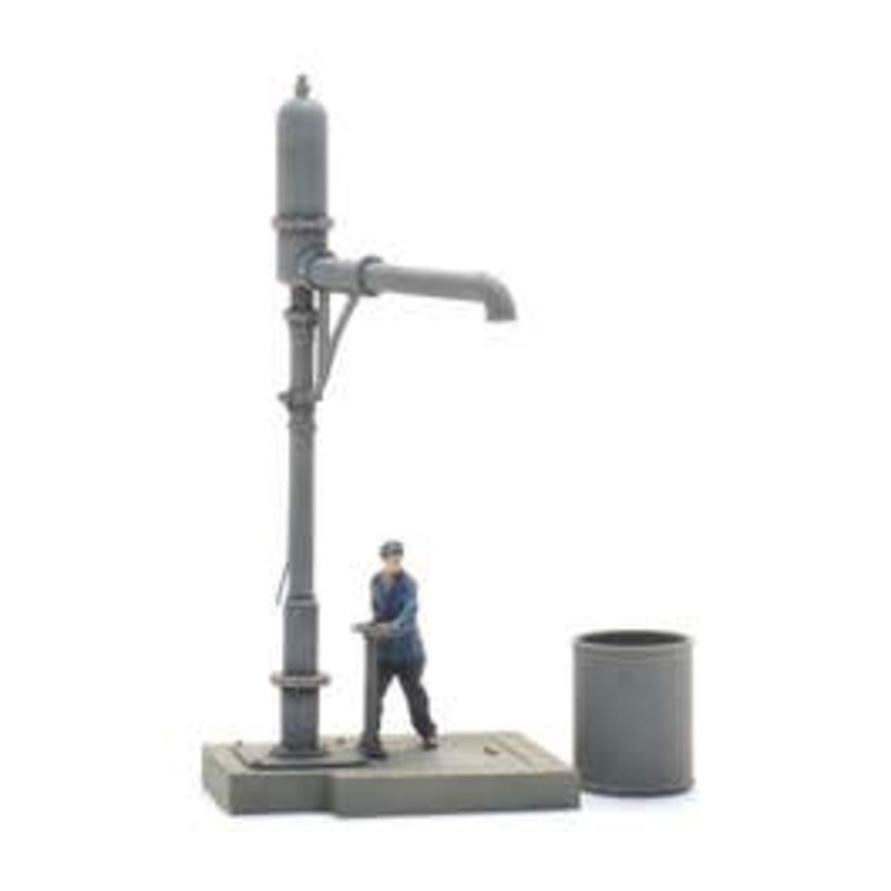 Artitec 387.591  HO Water crane AlsaceLorraine high + figure