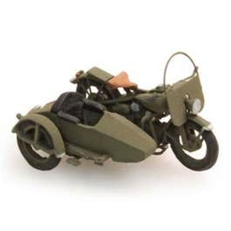 Artitec 387.80  HO U.S. Liberator with sidecar