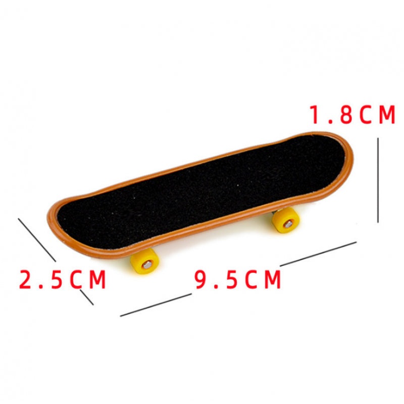 Details – 09007 – Decorative Skateboard