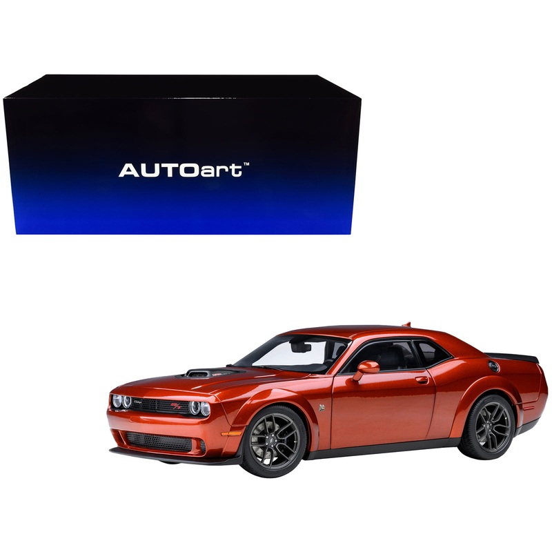 2022 Dodge Challenger R/T Scat Pack Widebody Sinamon Stick Orange 1/18 Model Car by Autoart