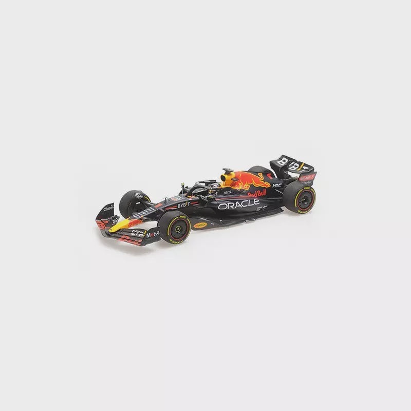 Minichamps –  1/18 Oracle Red Bull Racing RB18 – Max Verstappen – Winner Miami GP 2022