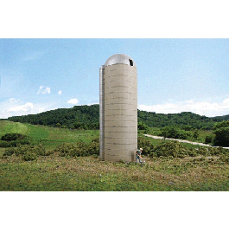 Walthers #933-3332 Rural USA Concrete-Style Silo – Kit (Plastic)