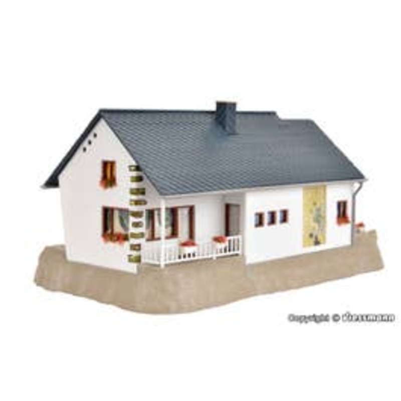 Vollmer 43711  HO House lake shore kit