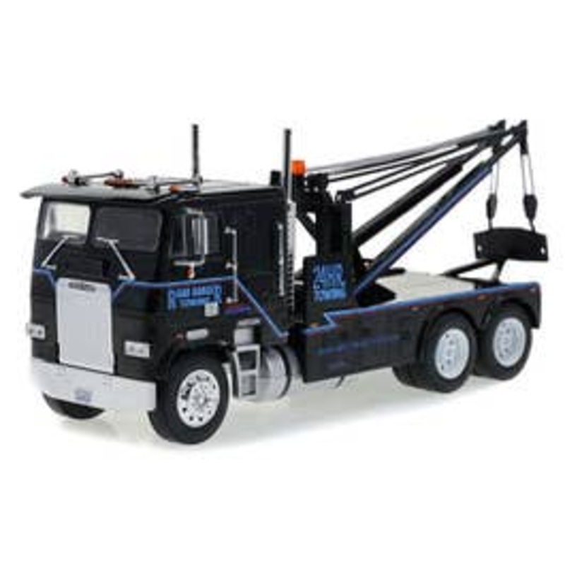 GreenLight 86627  O 1984 Freightliner FLA 9664 Tow Truck – Terminator 2: Judgment Day (1991)