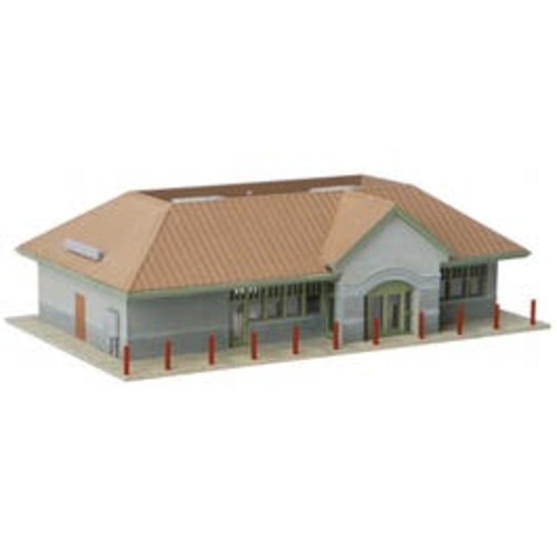 Walthers 933-3887 Modern Suburban Station — Kit