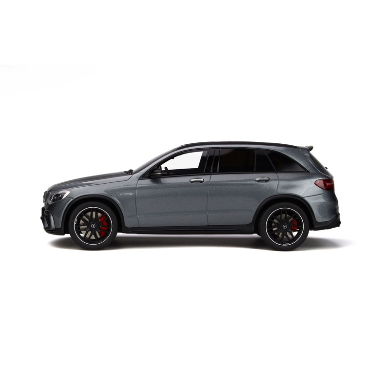 GT Spirit – 1/18 Mercedes-AMG GLC 63 SUV 2016 Selenite Grey