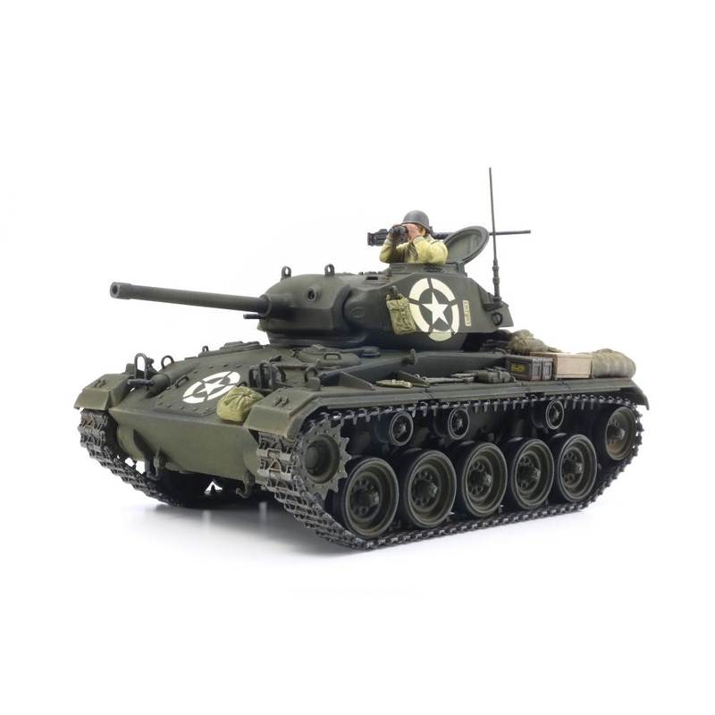 Tamiya – 1/35 US Light Tank M24 Chaffee