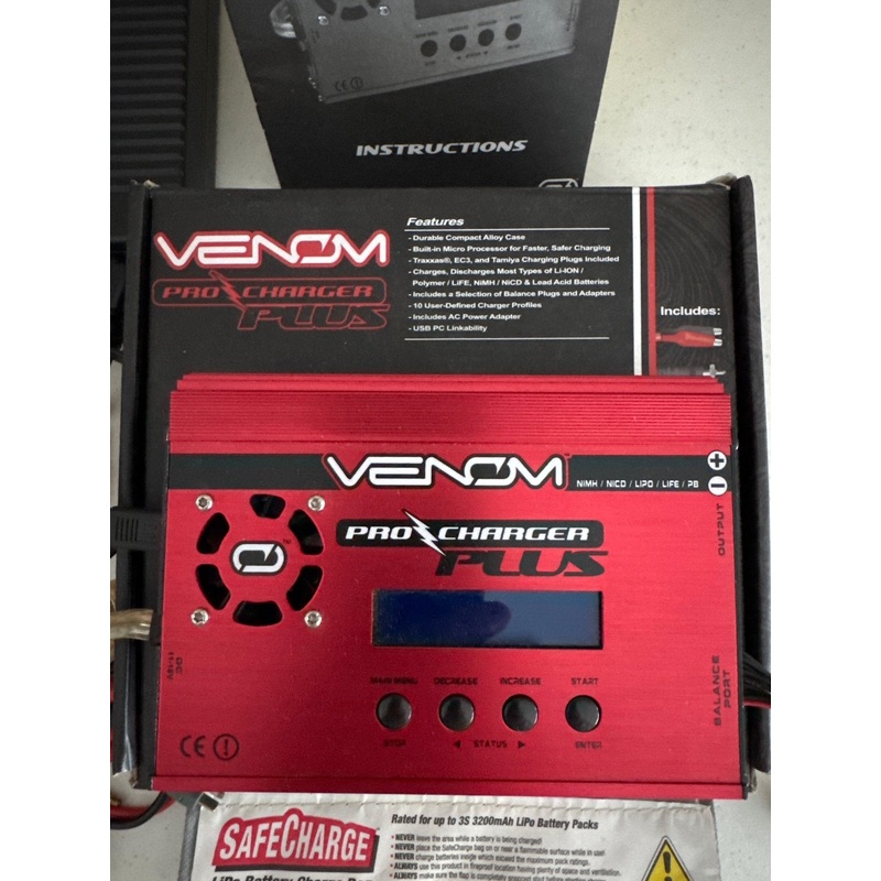 Venom pro charger plus