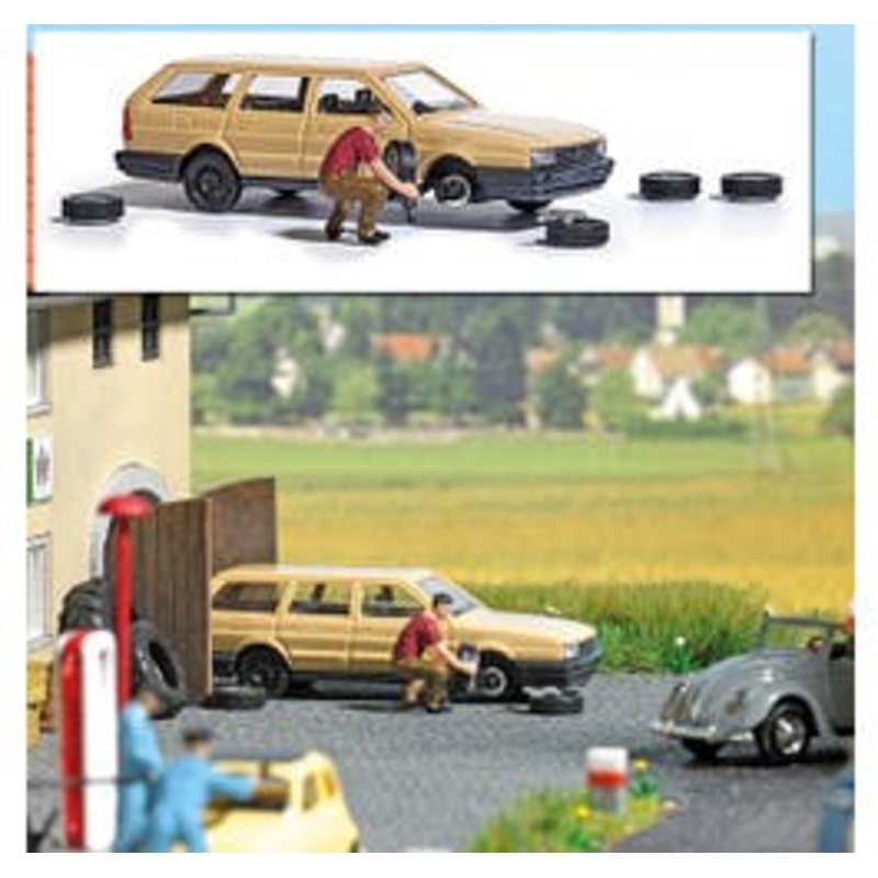 Busch 7822  HO Action Set: Wheel Change