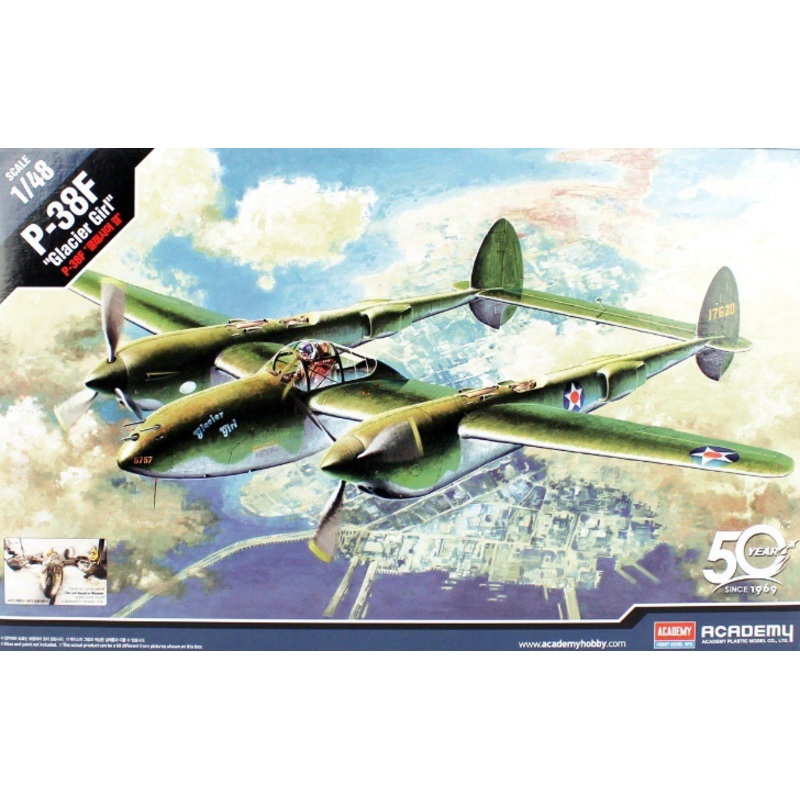 Academy – 1/48 P-38F Lightning Glacier Girl