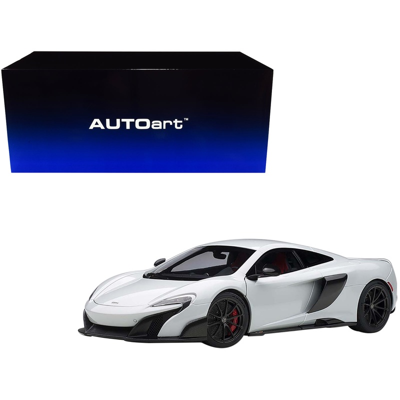 Mclaren 675LT Silica White 1/18 Model Car by Autoart