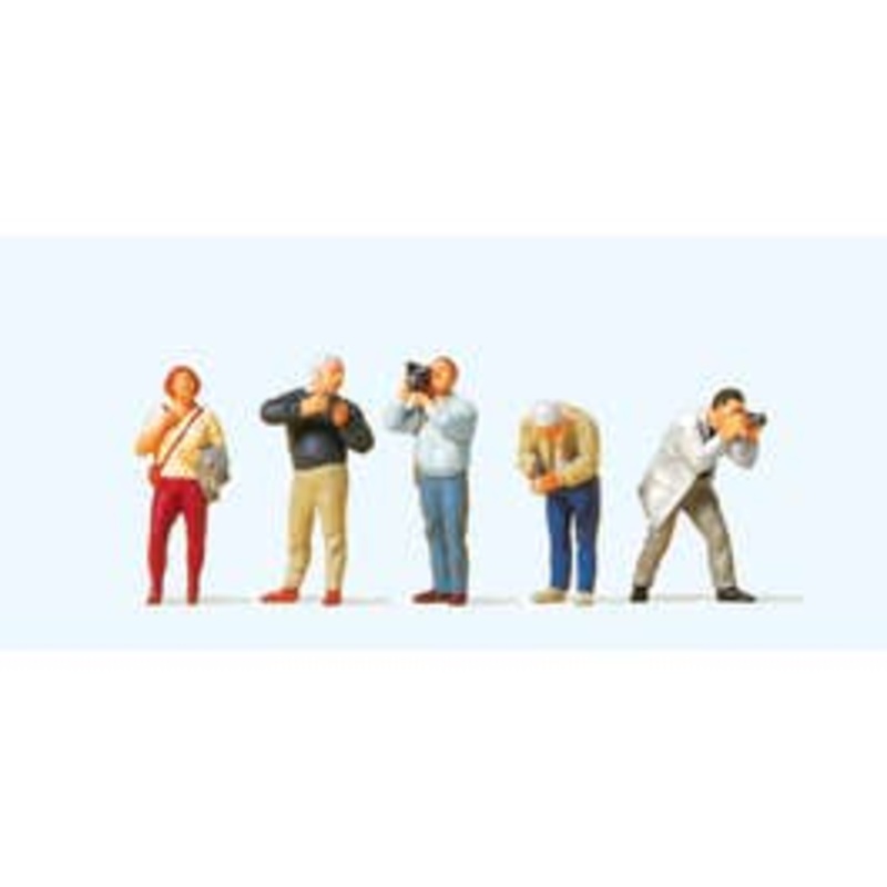 Preiser 10531  HO Trainspotters 5 pcs