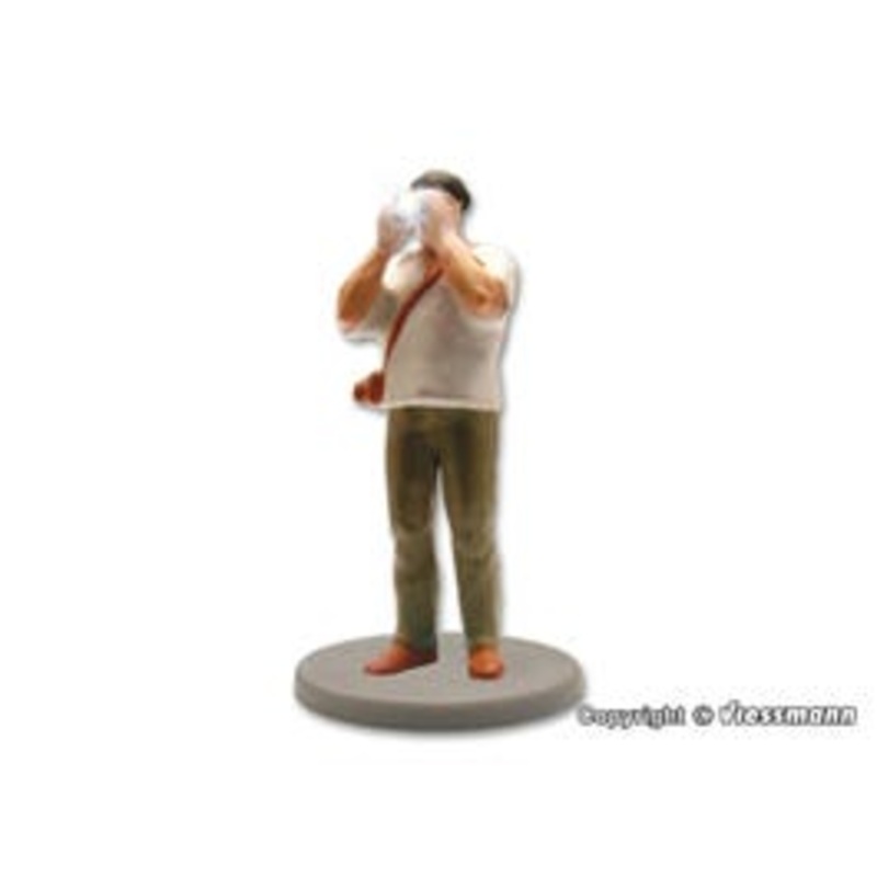 Viessmann 1519  HO Photographer with equipment and flash light ANIMATED