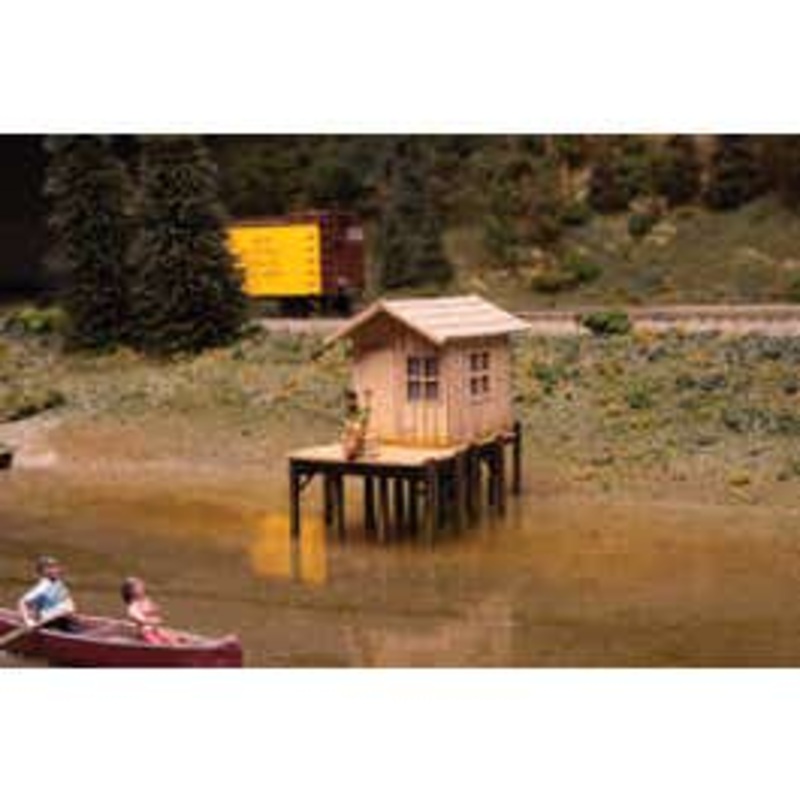 Walthers 949-4110 HO Fisherman's Shanty Laser-Cut Wood Kit