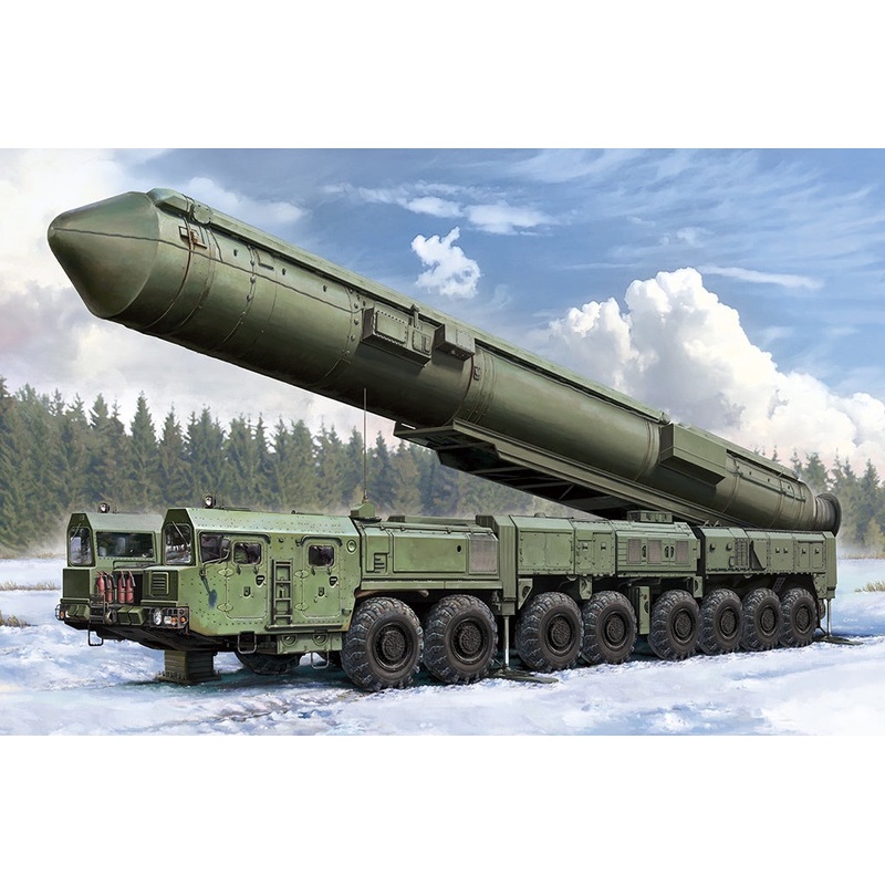 Hobby Boss – 1/72 15U175 TEL of RS-12M1 Topol-M ICBM complex (82952)