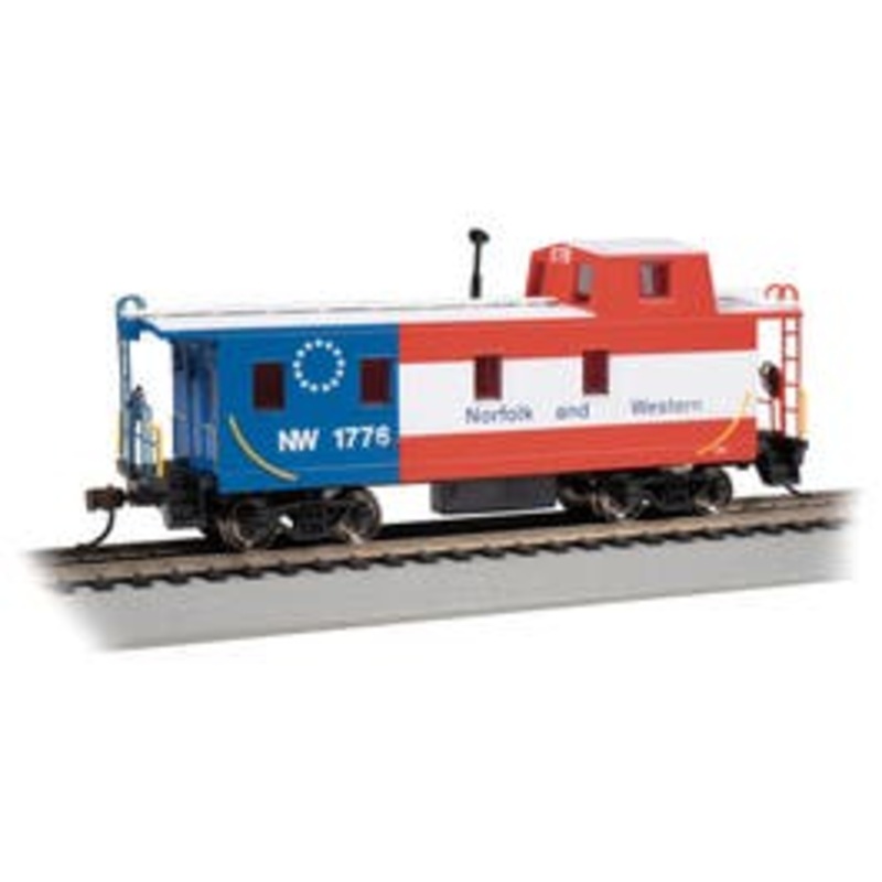 Bachmann 14006  HO OFF-SET CUPOLA CABOOSE – NORFOLK & WESTERN #1776