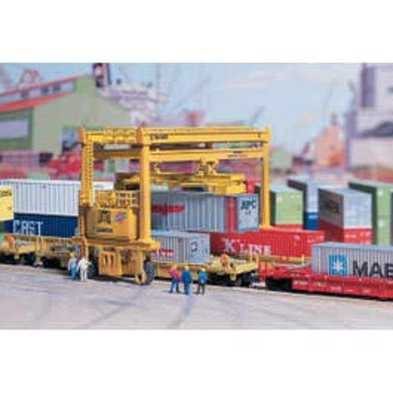 Walthers #933-3222 MI-JACK Translift Intermodal Crane — Kit