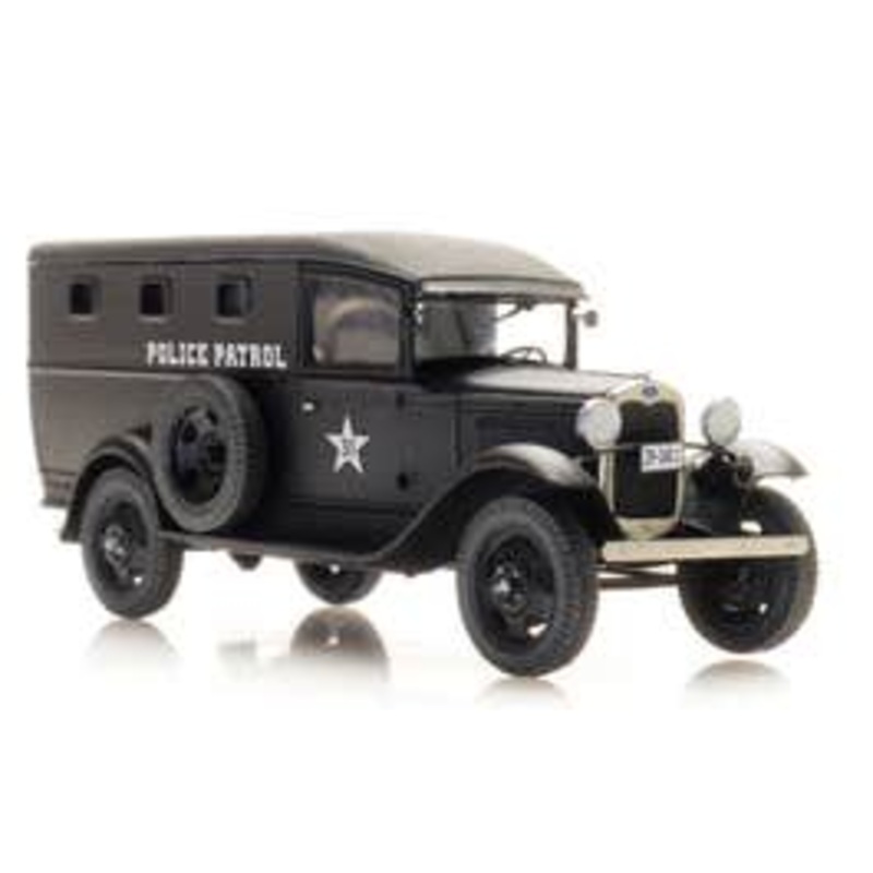 Artitec 387.528  HO Ford Model AA police patrol