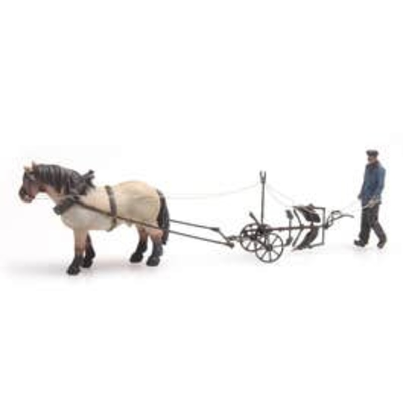 Artitec 387.392  HO Horse and plough
