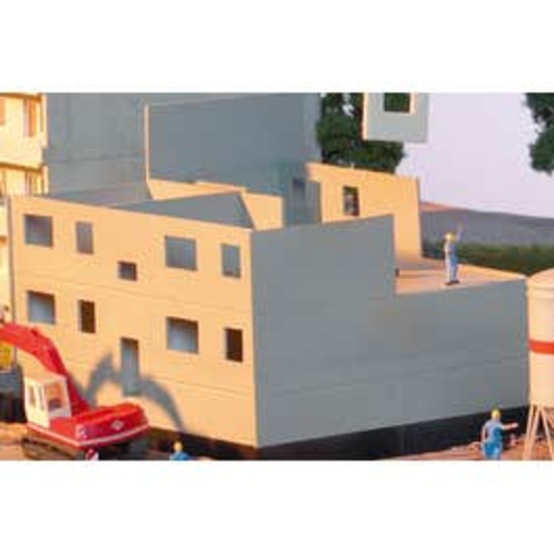 PIKO 61147 HO CLASSIC LINE PREFAB APARTMENT UNDER CONCTRUCTION, BUILDING KIT