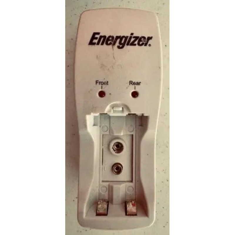 AA Battery Charger – Used