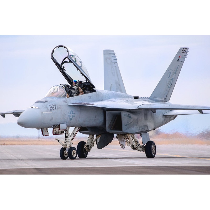 Hobby Boss – 1/48 F/A-18F Super Hornet (85813)