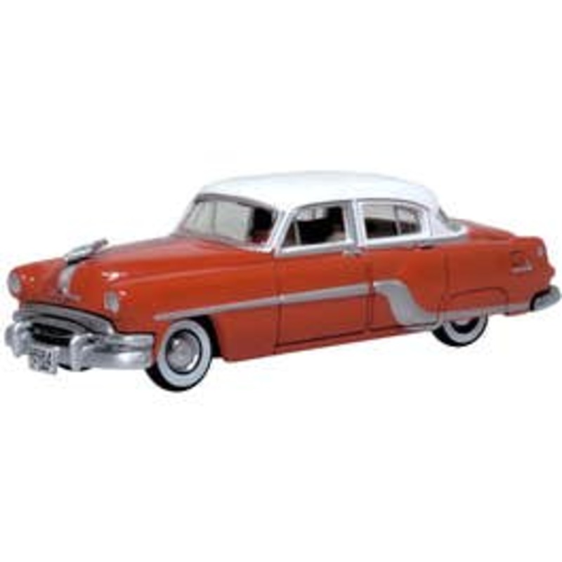 Oxford 87PC54004 HO Coral Red/Winter White Pontiac Chieftain 4 Door 1954