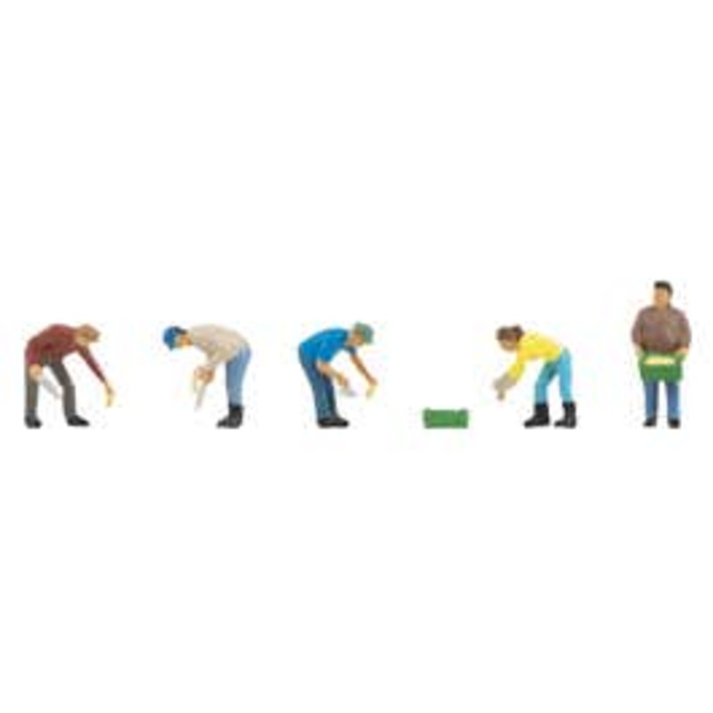 Faller 151644  HO At the harvest