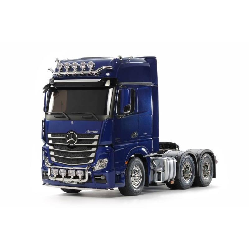 Tamiya – R/C MB Actros 3363 6×4 GigaSpace (Pearl Blue Ed.)