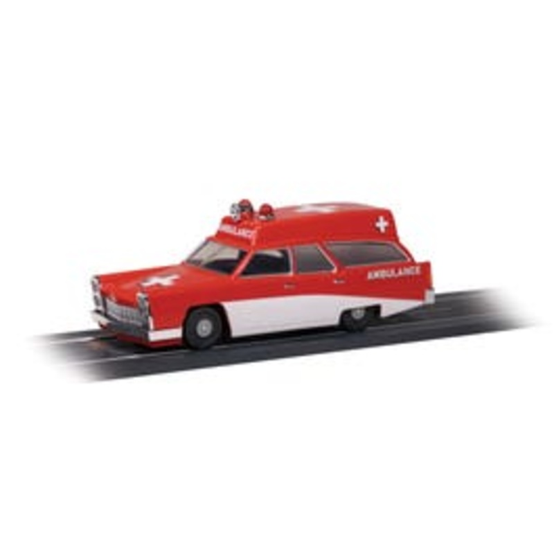 Williams 42743 O Station Wagon Ambulance – 3-Rail