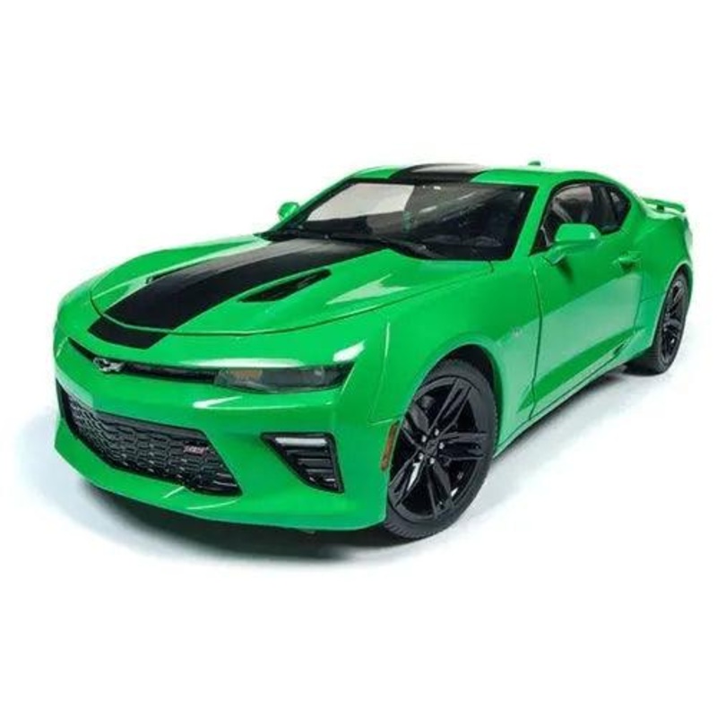 AW – Muscle Cars USA | 2017 Chevy Camaro SS Hard Top – 1:18