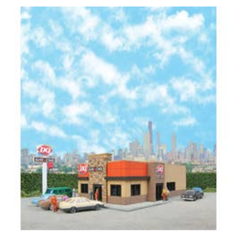 Walthers #933-3846 DQ Grill & Chill — Kit