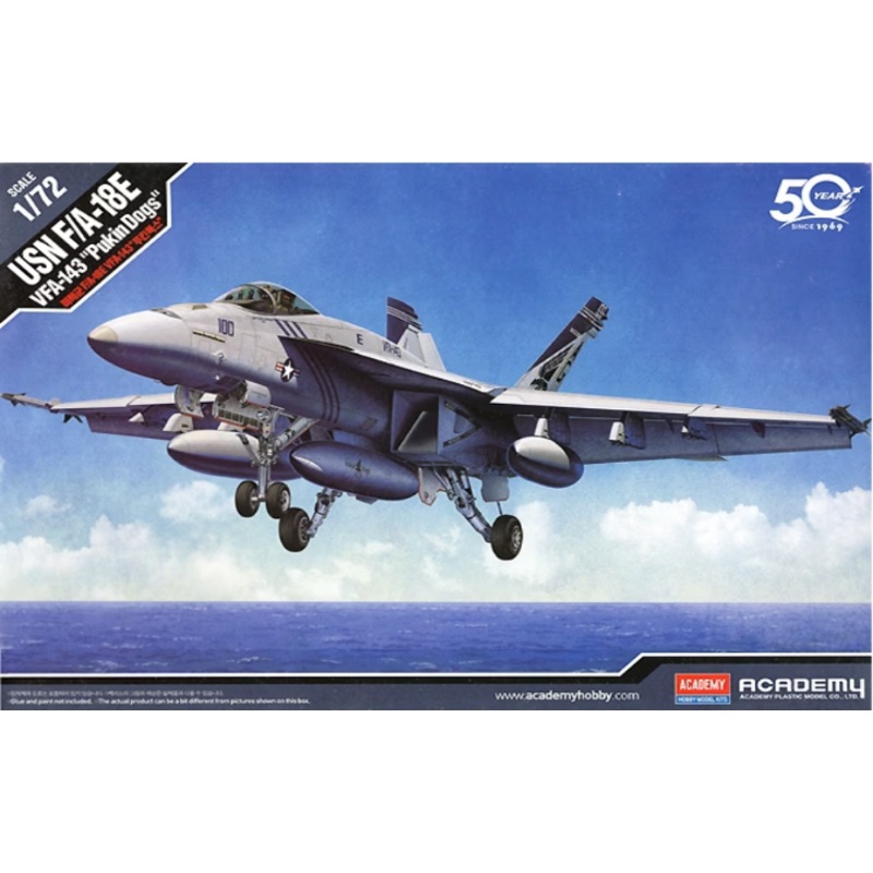 Academy – 1/72 USN F/A-18E “Pukin Dogs”