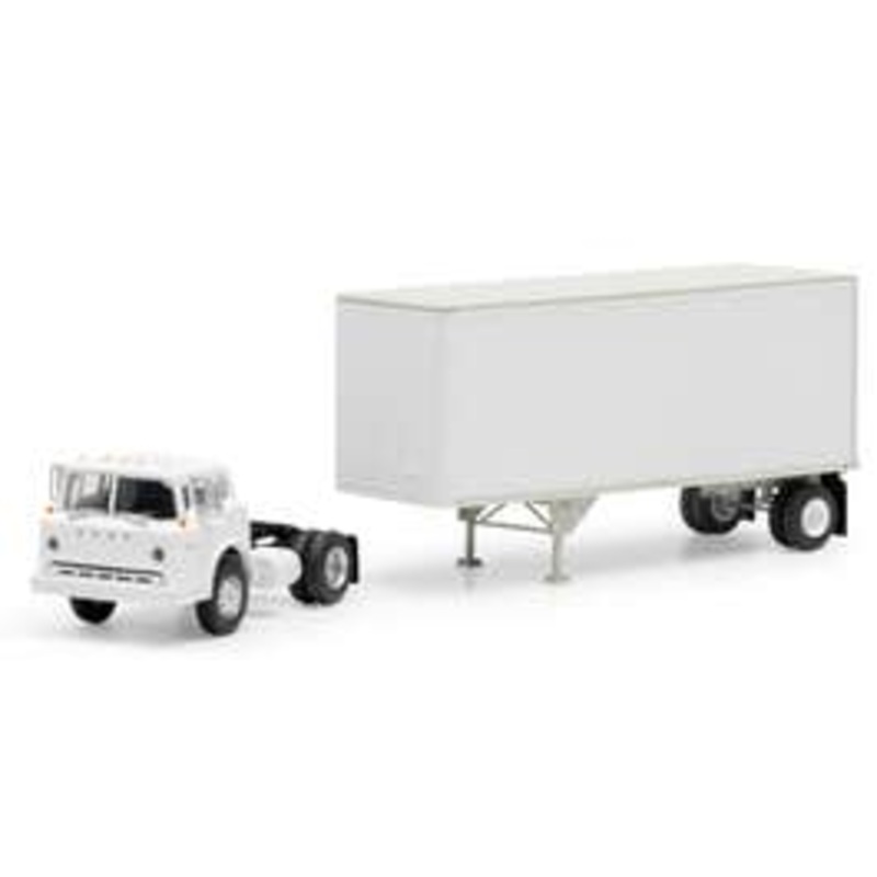 Athearn 90991  HO Ford C Tractor with 28 Trailer – Owner Operator