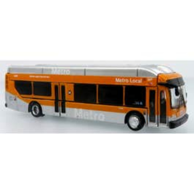 Iconic Replicas 160-0574 N NFI Xcelsior XN40 Transit Bus: Los Angeles Metro