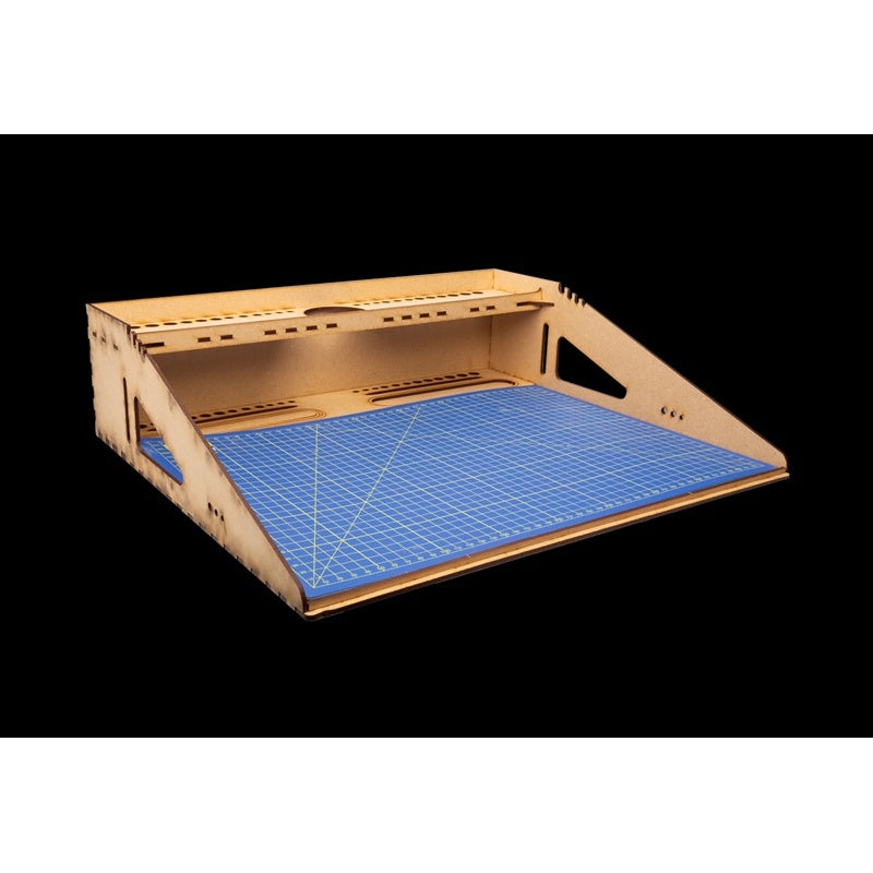 Italeri – Workstation for Modelling