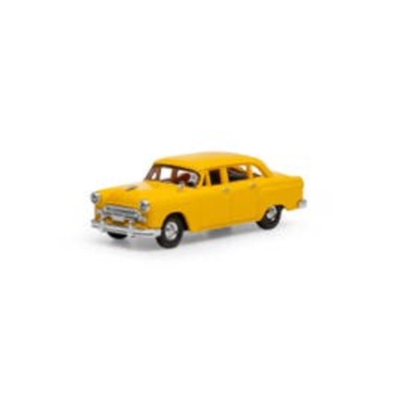Athearn 74118  HO 1950s Sedan – Yellow