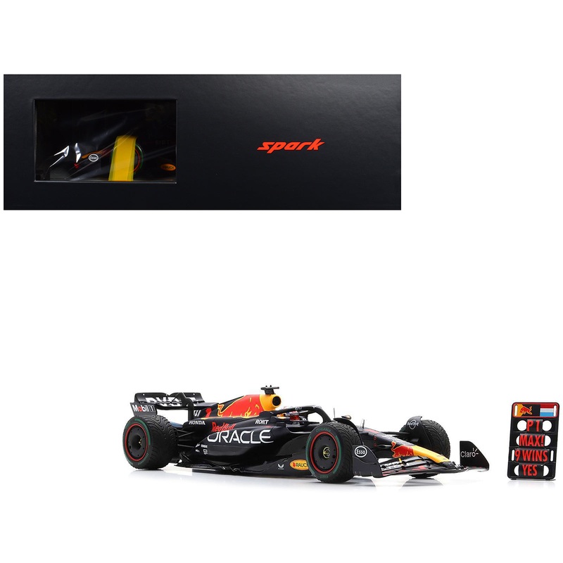 Red Bull Racing RB19 #1 Max Verstappen “Oracle” Winner Formula One F1 “Dutch GP” (2023) with Pit Board and Acrylic Display Case 1/18 Model Car by Spark