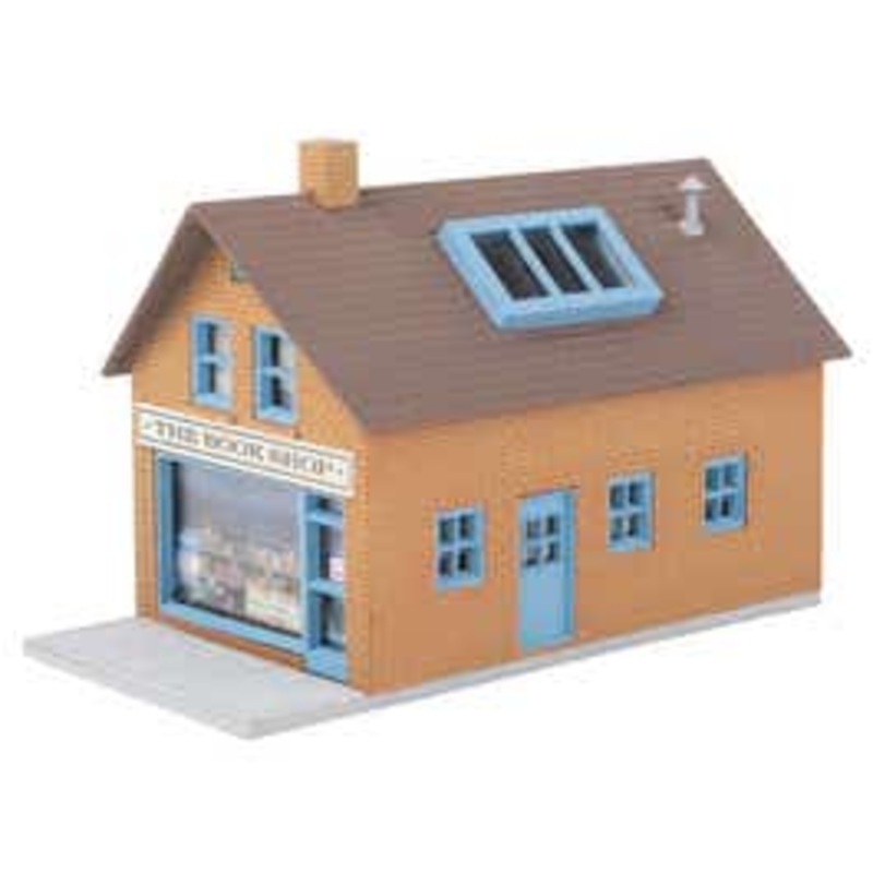 Walthers 931-922  HO The Book Shop – Kit