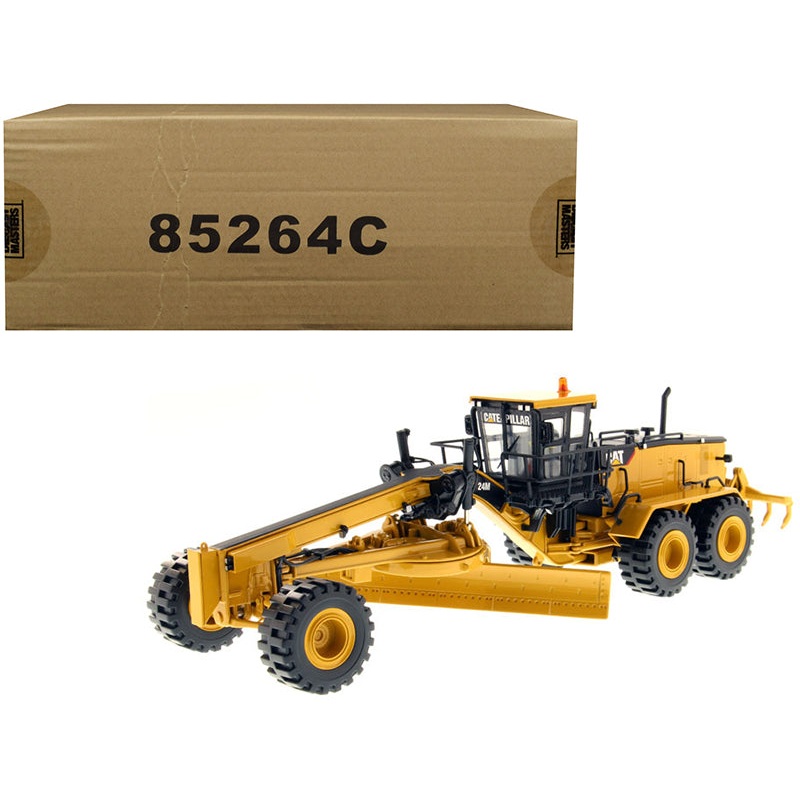 CAT Caterpillar 24M Motor Grader with Operator “Core Classics Series” 1/50 Diecast Model by Diecast Masters