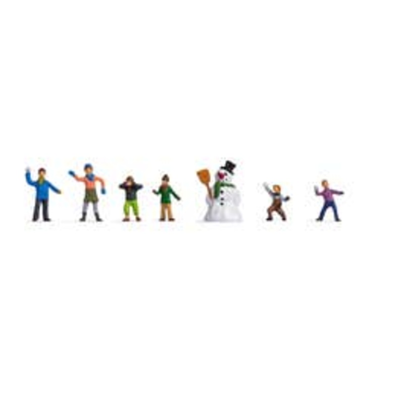 NOCH 15821  HO Children in the Snow