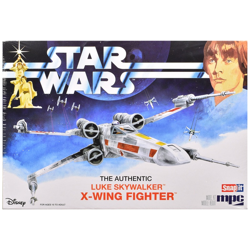Skill 2 Snap Model Kit Luke Skywalker X-Wing Fighter “Star Wars: A New Hope” (1977) Movie 1/63 Scale Model by MPC