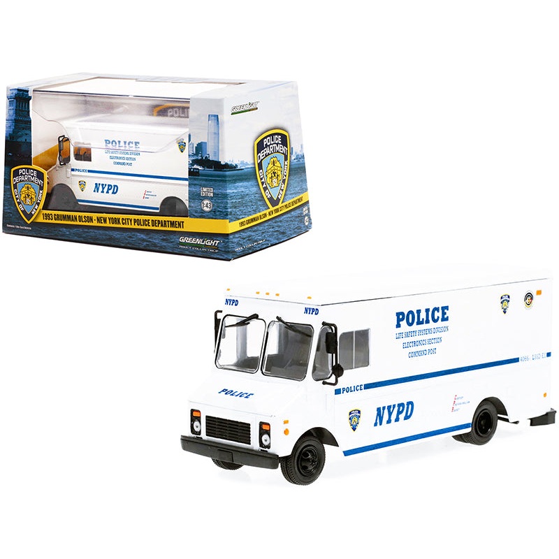 1993 Grumman Olson Van White “Life Safety Systems Division” NYPD “New York City Police Department” 1/43 Diecast Model by Greenlight