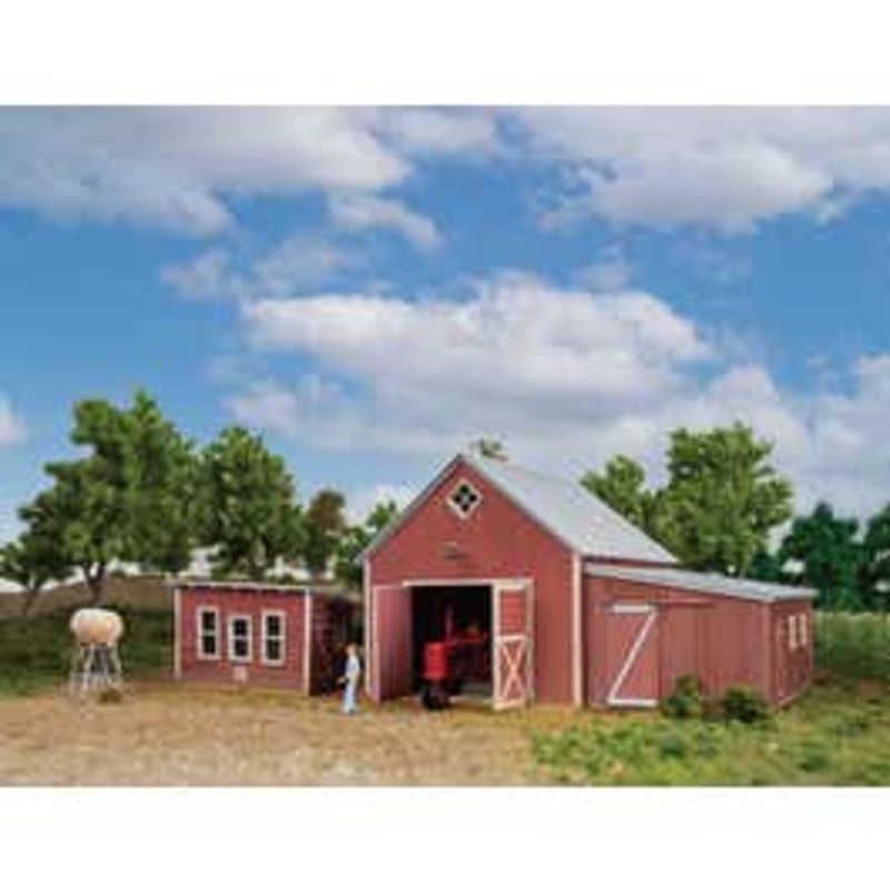 Walthers 933-3346  Chicken Coop and Farm Buildings — Kit