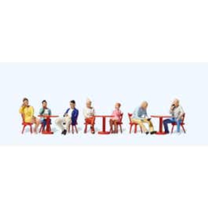 Preiser 10807  HO Cafe Figure Set