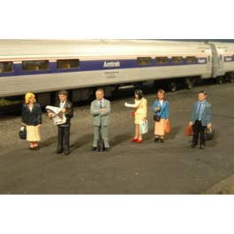 Bachmann #33160 Standing Platform Passengers