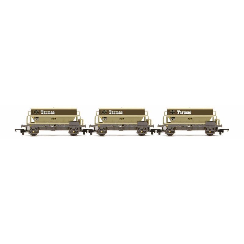 Hornby – PGA Hopper Wagons three pack -Tarmac – Era 8
