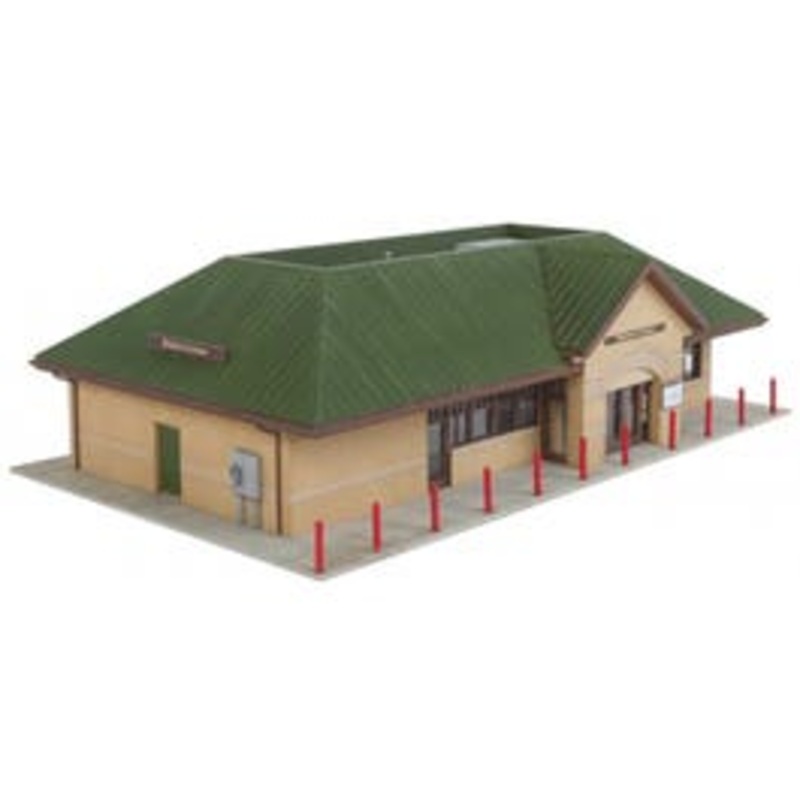 Walthers 933-4095 Modern Suburban Station — Kit